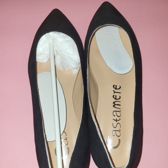 Castamere Women's Black Pointed Toe Slip On Flats. Size 6. New Without Box. - Picture 3 of 8